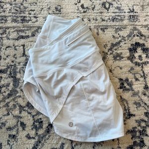 Speed-up Lulu Lemon Shorts 4-INCHES